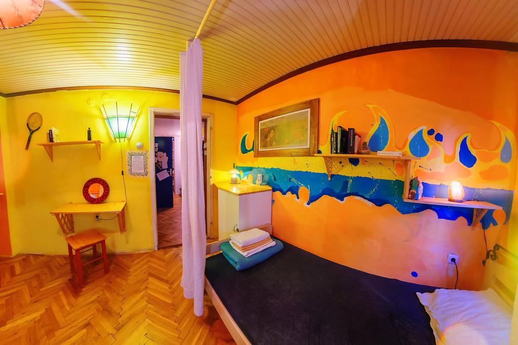 Hostel Mali Mrak Zagreb Ngoại thất bức ảnh