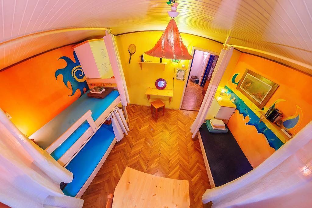 Hostel Mali Mrak Zagreb Ngoại thất bức ảnh